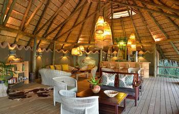 Bakwena Lodge Kasane Bagian luar foto
