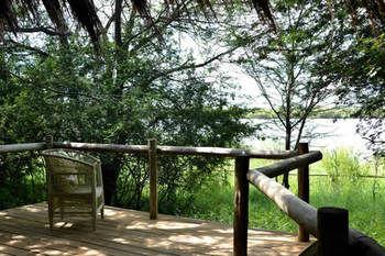 Bakwena Lodge Kasane Bagian luar foto